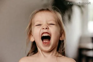 ADHD Coaching vs Traditional Therapy: Unlock the Best Path for Your Childs Success 🧠