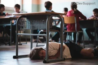 ADHD Small Talk Nightmare: Why You Blurt Out Random Thoughts & How to Stop It