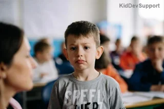 ¡Aumenta el Vocabulario de Tu Niño Pequeño con Self-Talk! Guía Paso a Paso Infalible